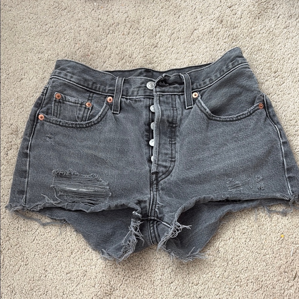 501® ORIGINAL FIT HIGH RISE WOMEN'S SHORTS - Size 25
